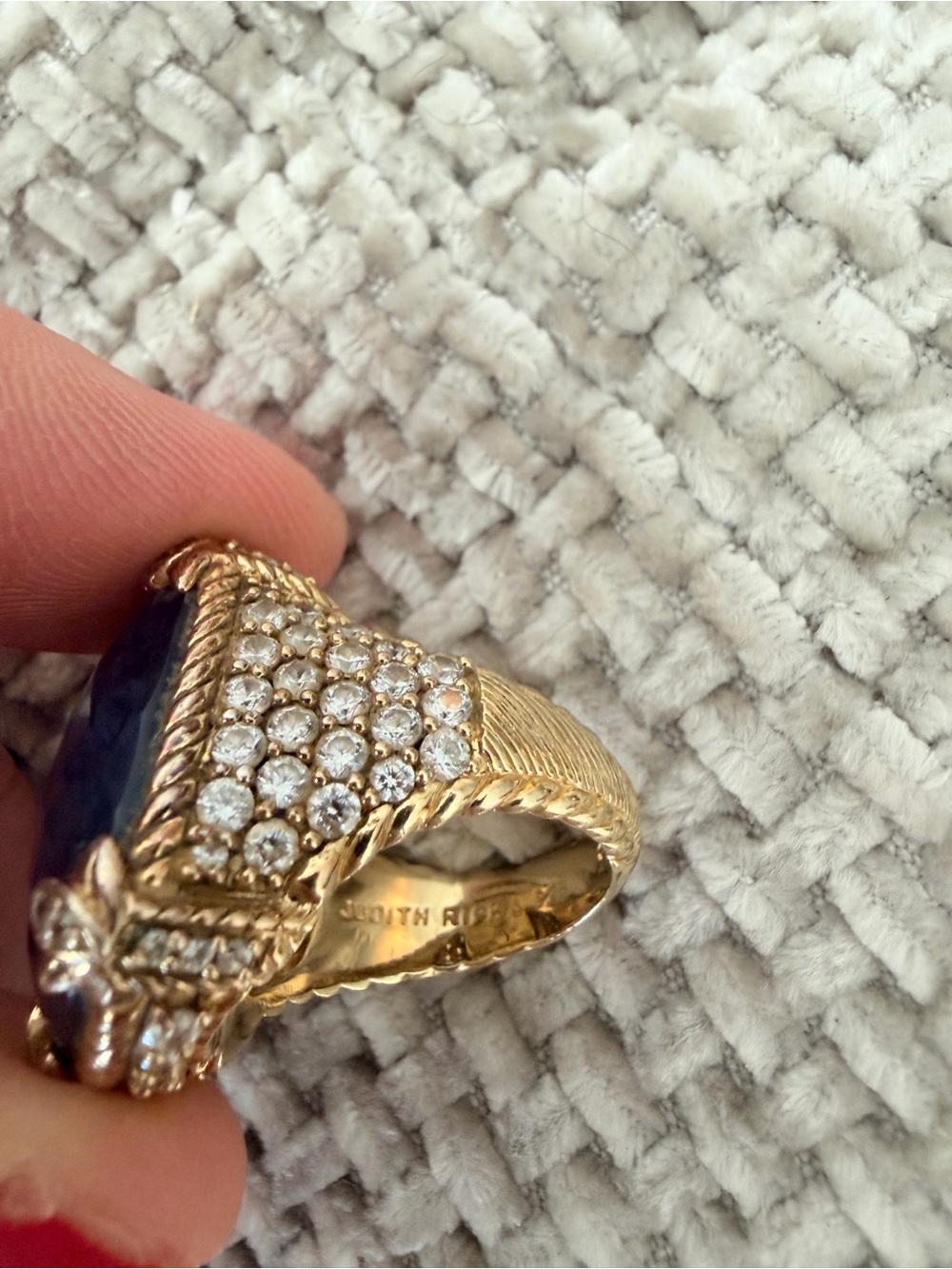 RARE Judith Ripka 925 Gold-Tone Ring with Deep Blue Cabochon and Pavé Accents - Picture 10 of 11